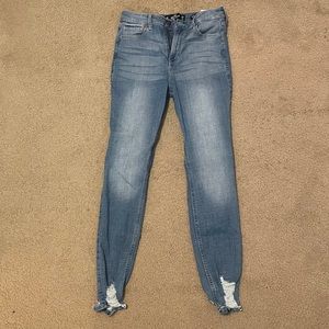Hollister 9R ultra high rise super skinny